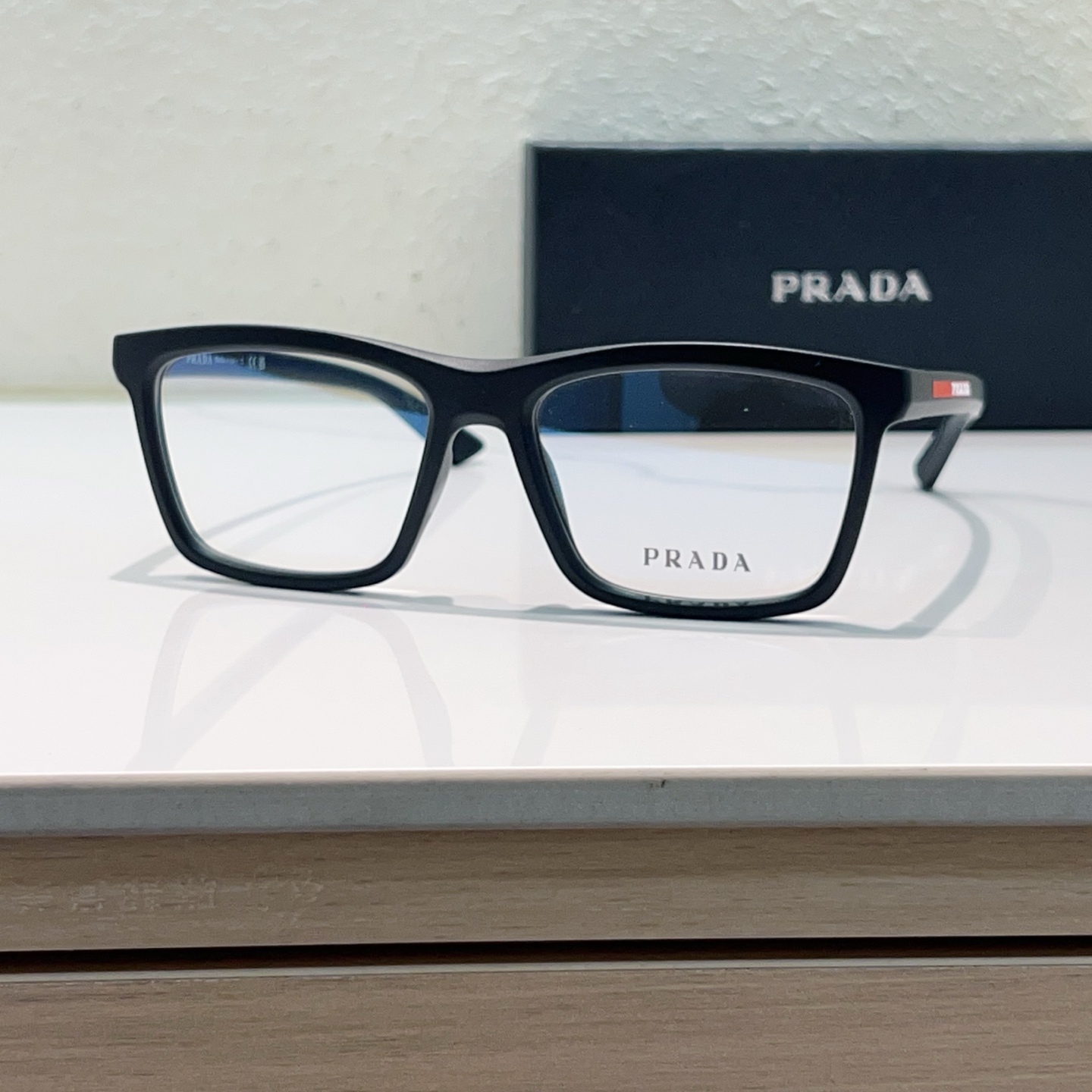 Prada PRAD*