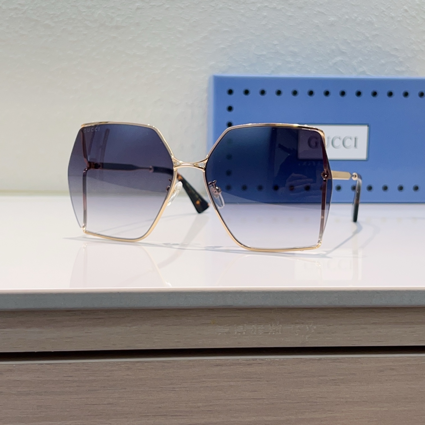 GUCCI Sunglasses Metal Geometric Gradient