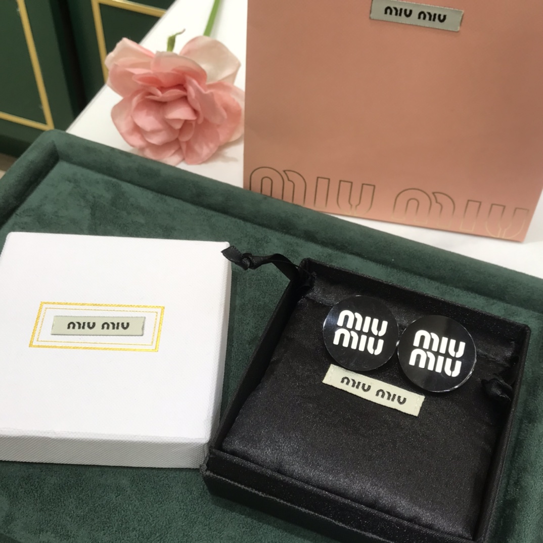 미우미우 귀걸이 61225 Miu Miu Earrings