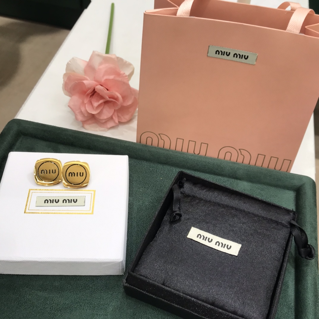 미우미우 귀걸이 61226 Miu Miu Earrings