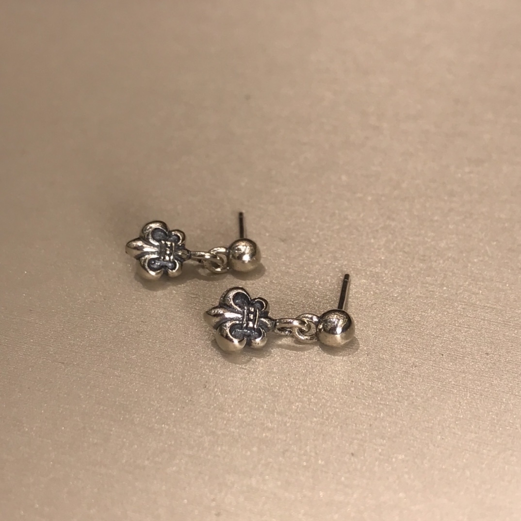크롬하츠 귀걸이 124470 Chrome Hearts Earrings 썸네일 이미지