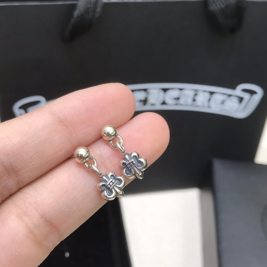 크롬하츠 귀걸이 124470 Chrome Hearts Earrings 썸네일 이미지