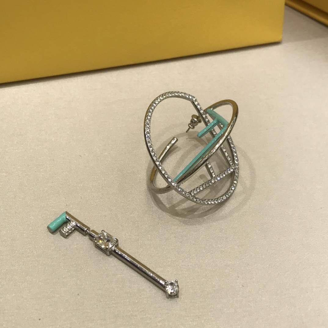 펜디 귀걸이 71429 Fendi Earrings 상세 이미지 4