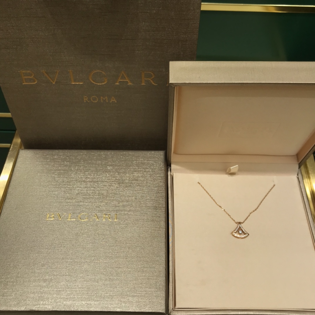 불가리 목걸이 64648 Bvlgari Necklace