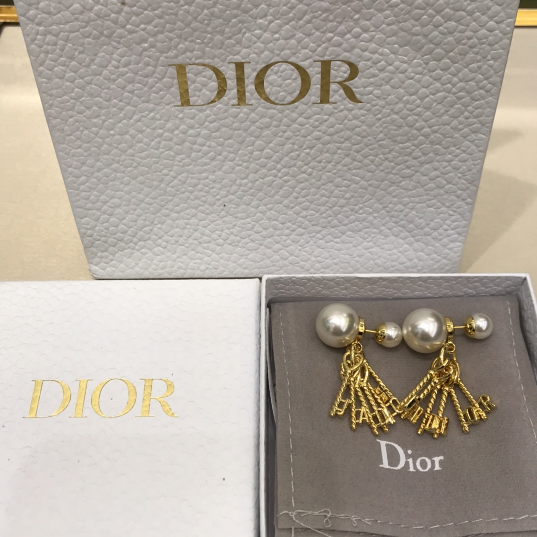 디올 귀걸이 133790 Dior Earrings