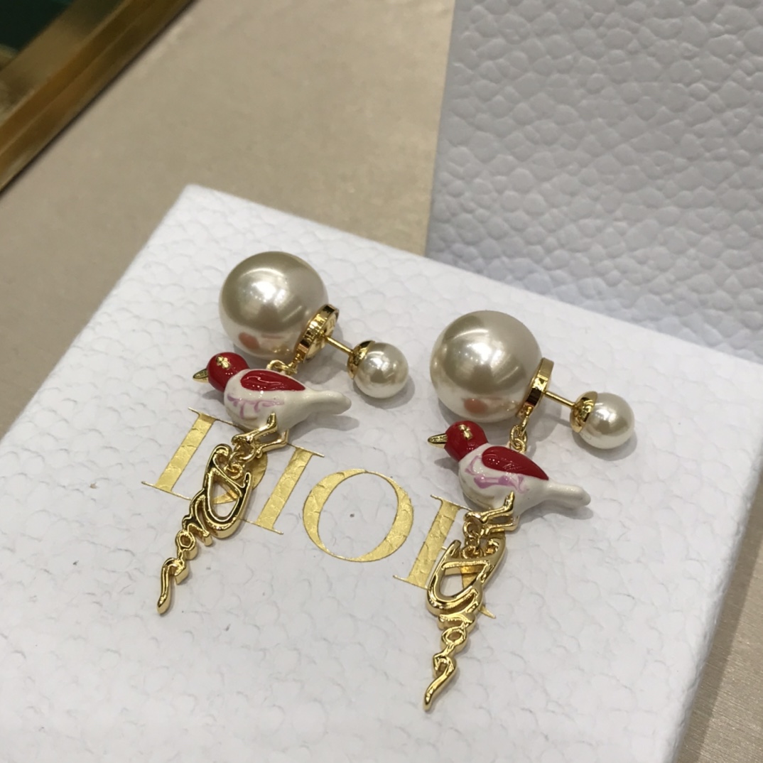 디올 귀걸이 133776 Dior Earrings 썸네일 이미지