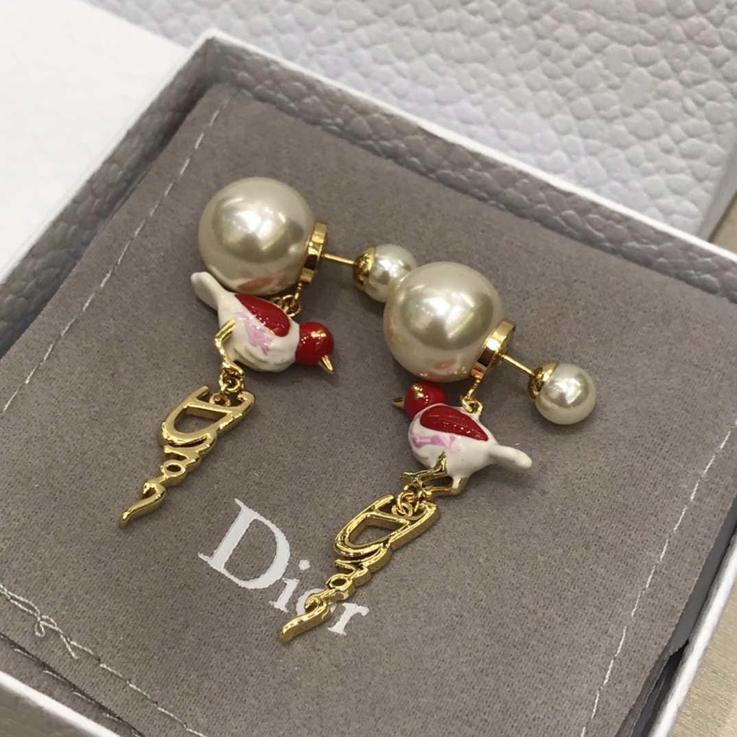 디올 귀걸이 133776 Dior Earrings 썸네일 이미지