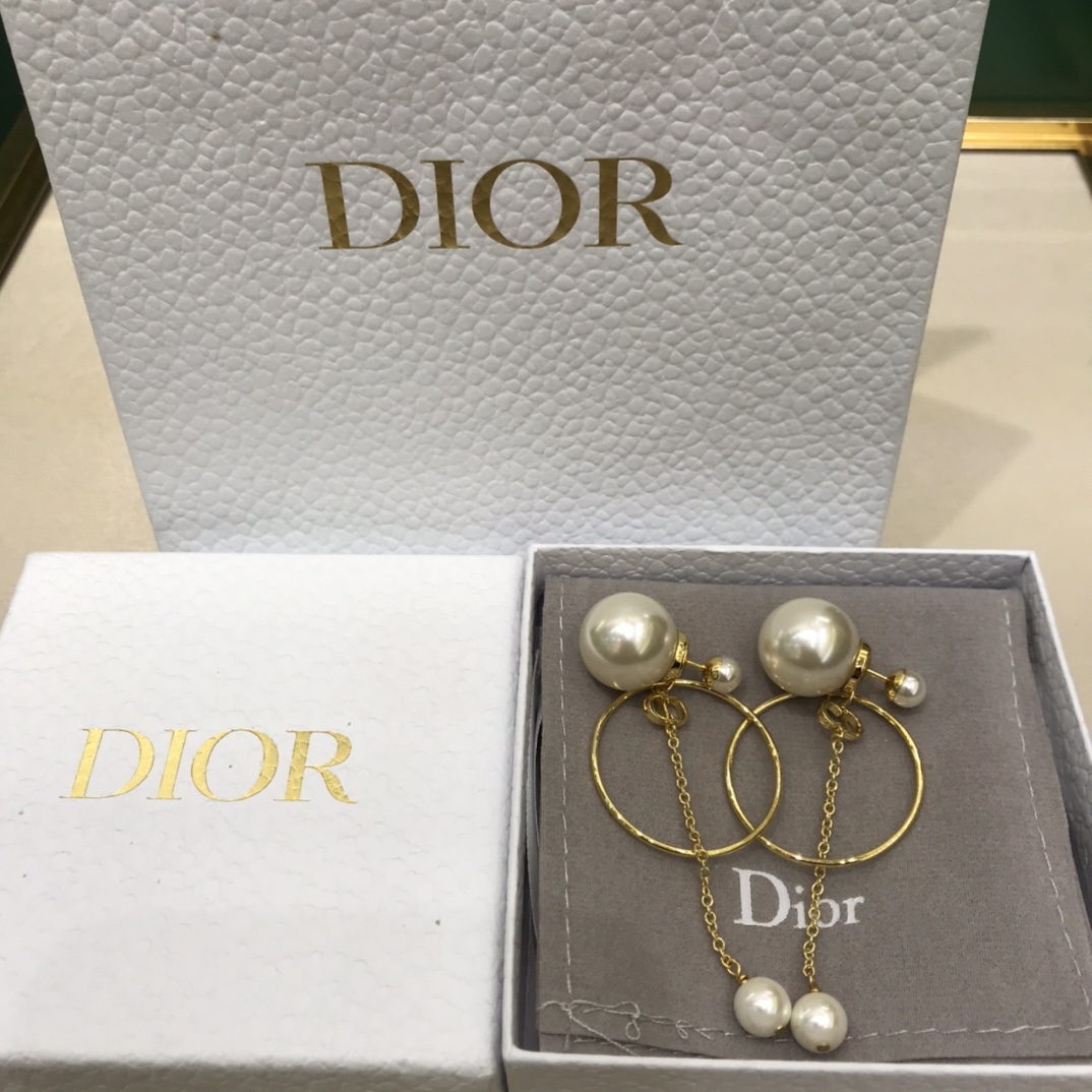 디올 귀걸이 133774 Dior Earrings
