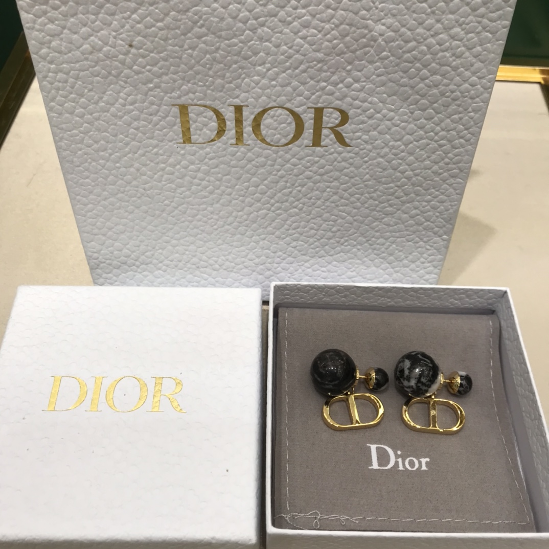 디올 귀걸이 133770 Dior Earrings