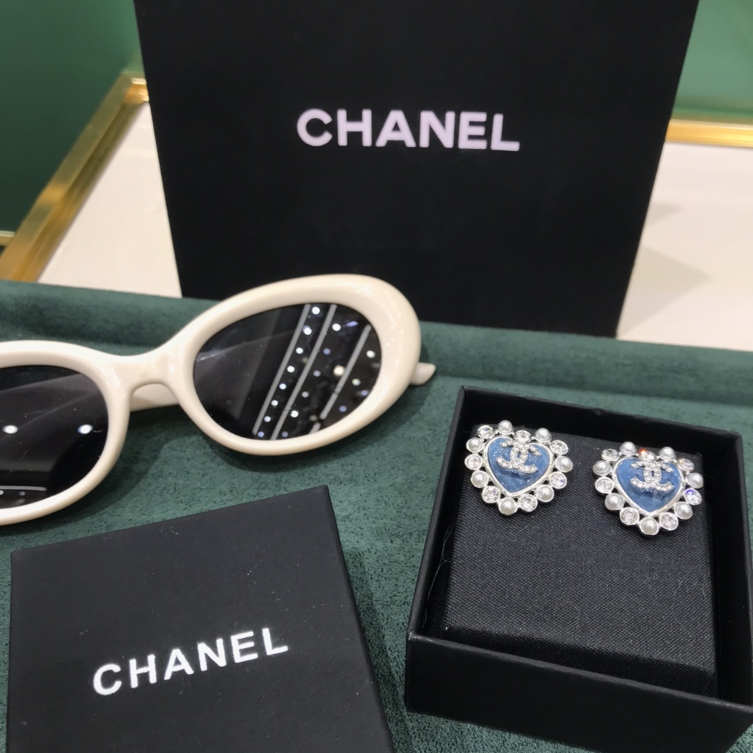 샤넬 귀걸이 69158 Chanel Earrings
