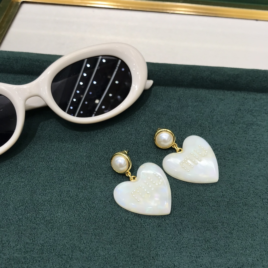 미우미우 귀걸이 60991 Miu Miu Earrings