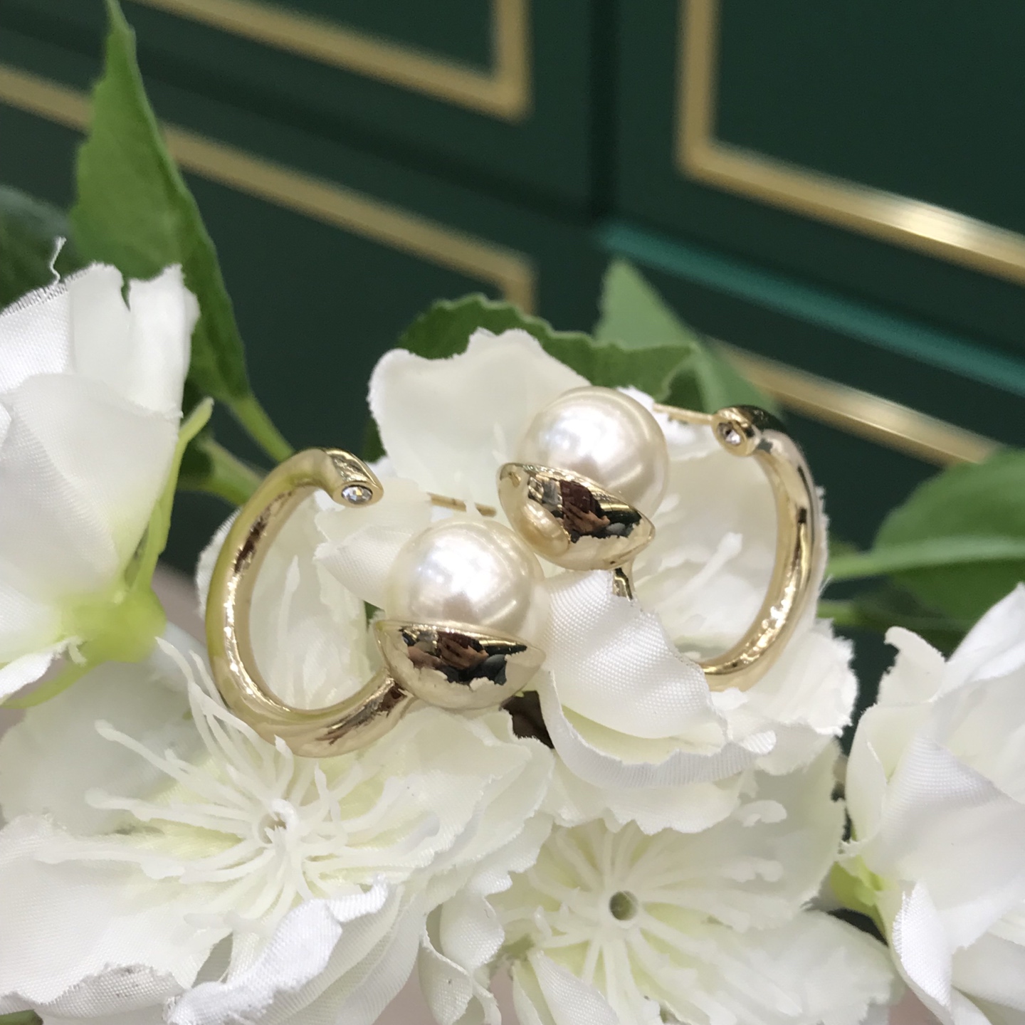 디올 귀걸이 134717 Dior Earrings 썸네일 이미지