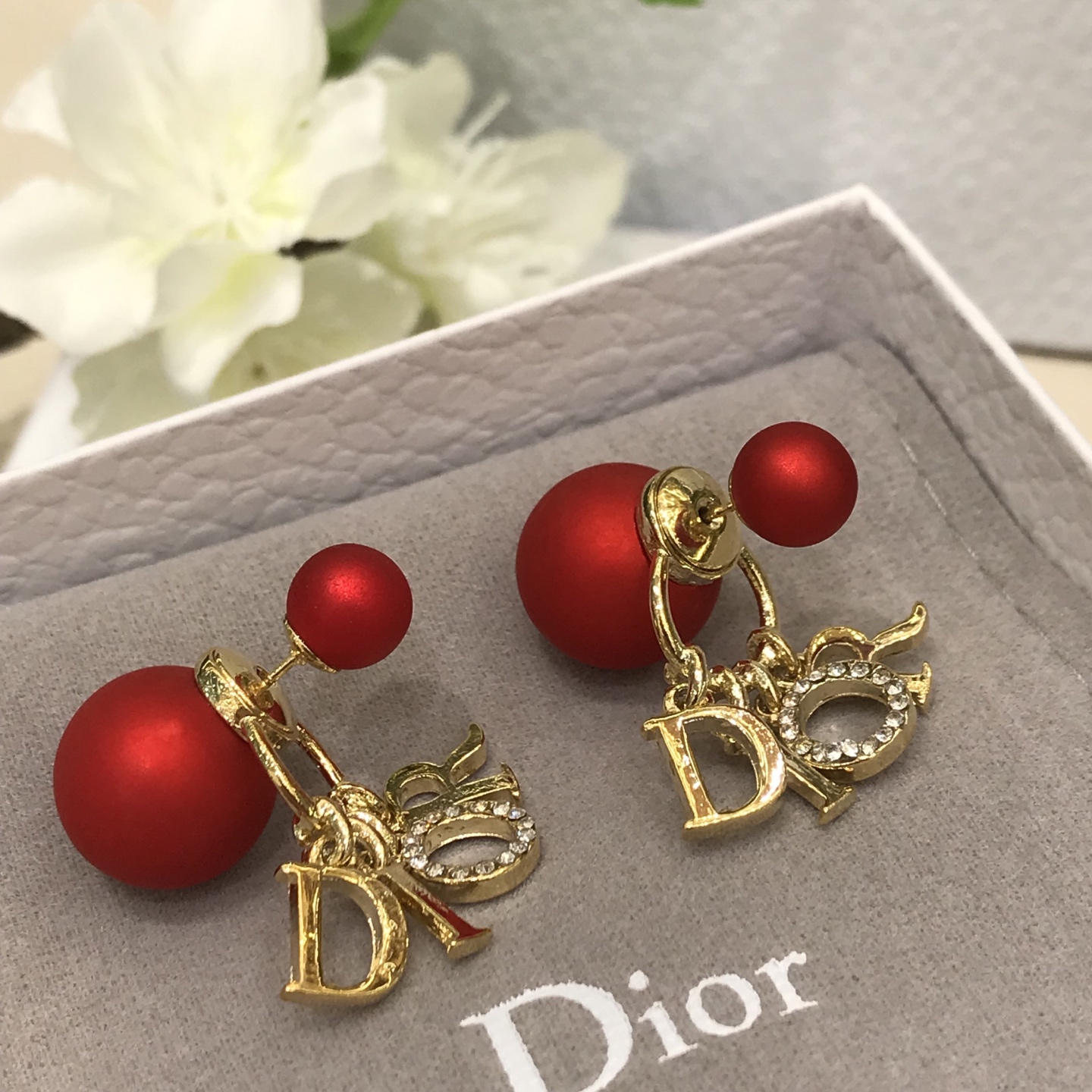 디올 귀걸이 134571 Dior Earrings 썸네일 이미지