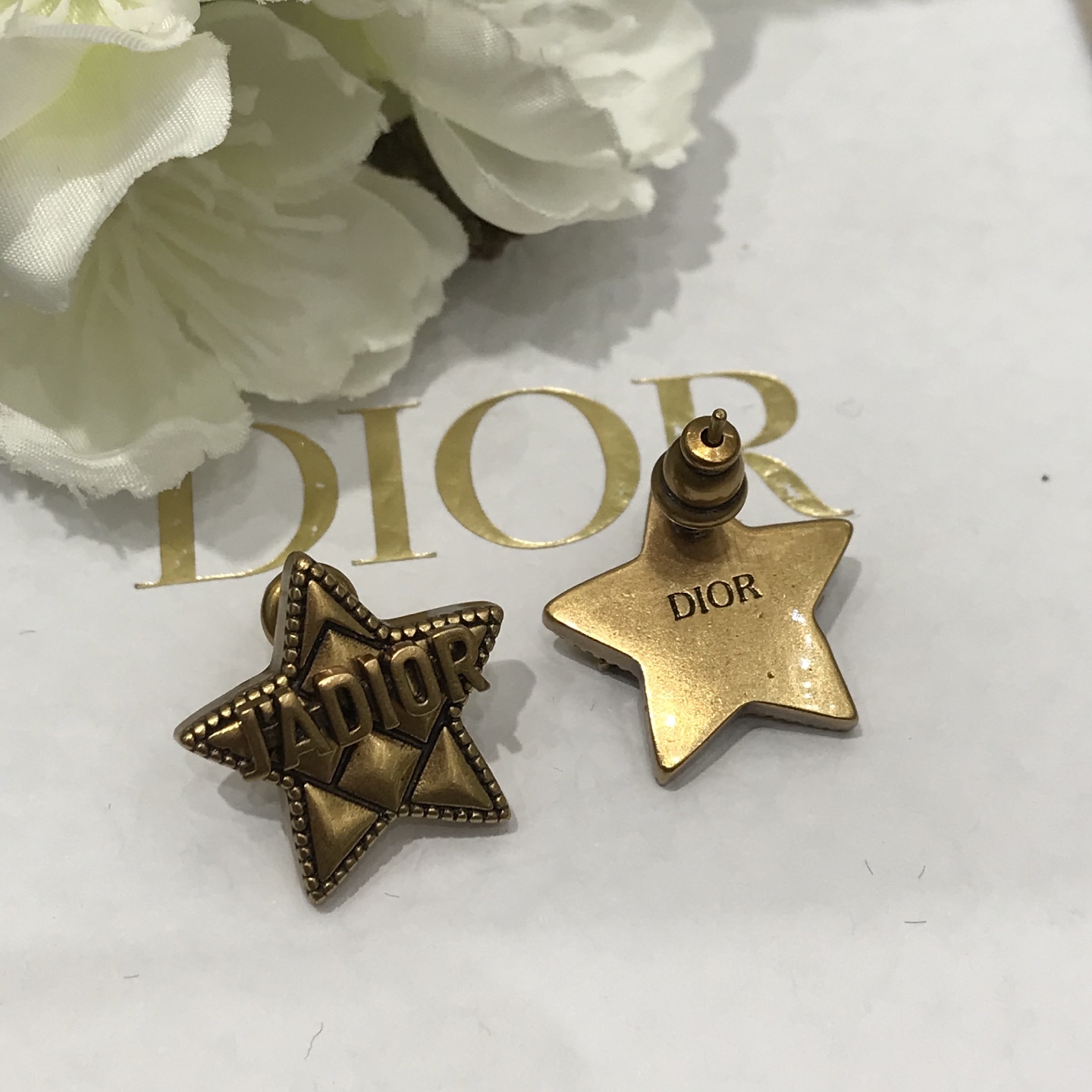디올 귀걸이 134960 Dior Earrings 썸네일 이미지
