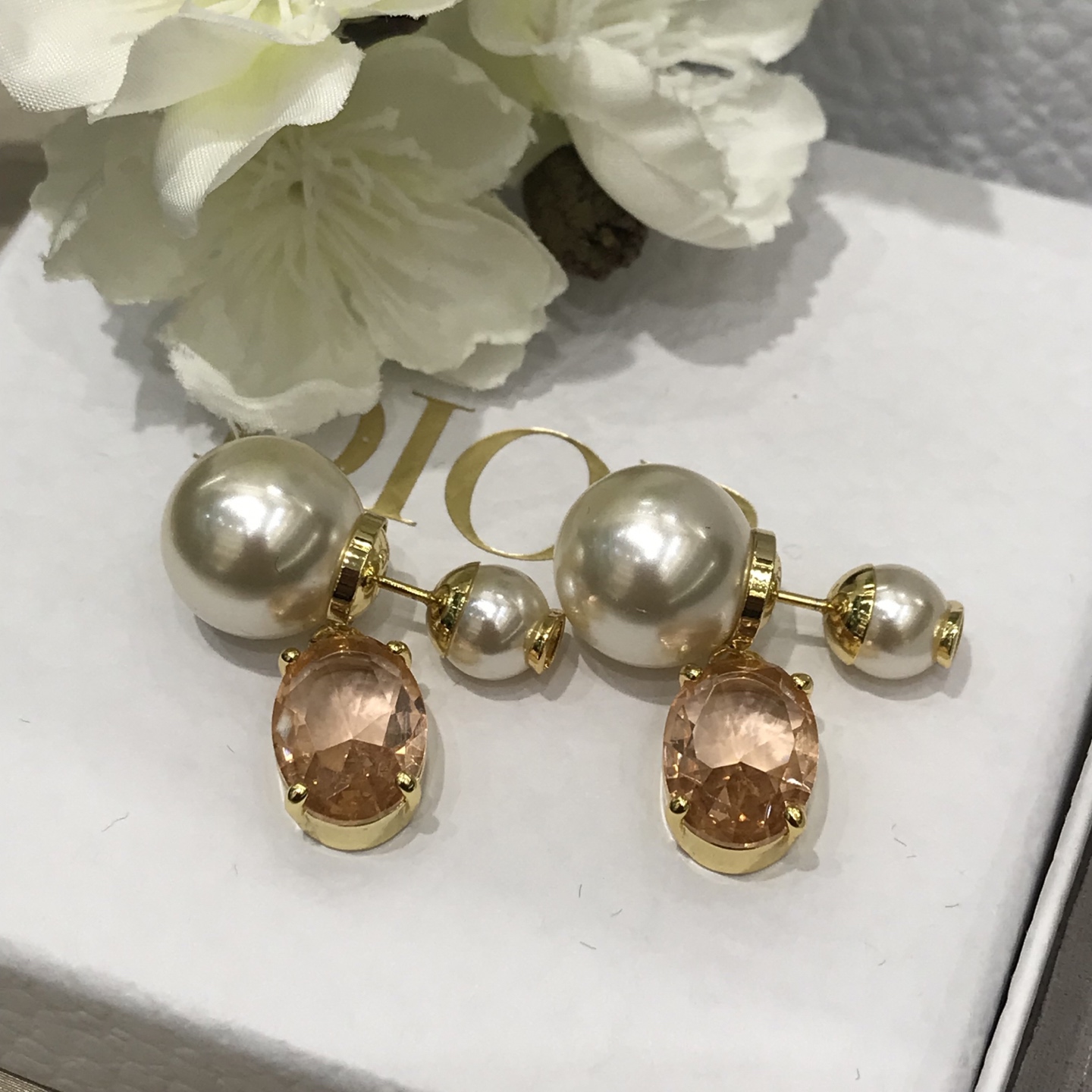 디올 귀걸이 134573 Dior Earrings 썸네일 이미지
