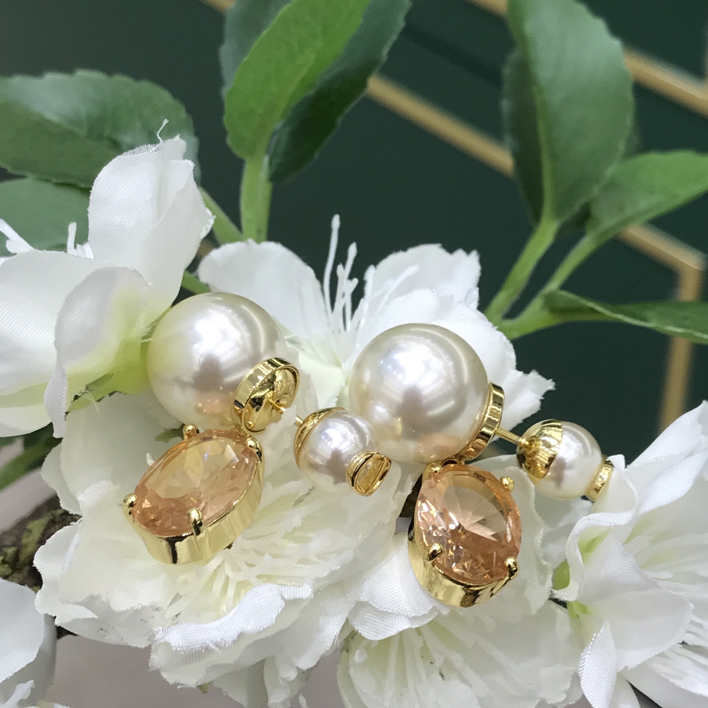 디올 귀걸이 134573 Dior Earrings 썸네일 이미지