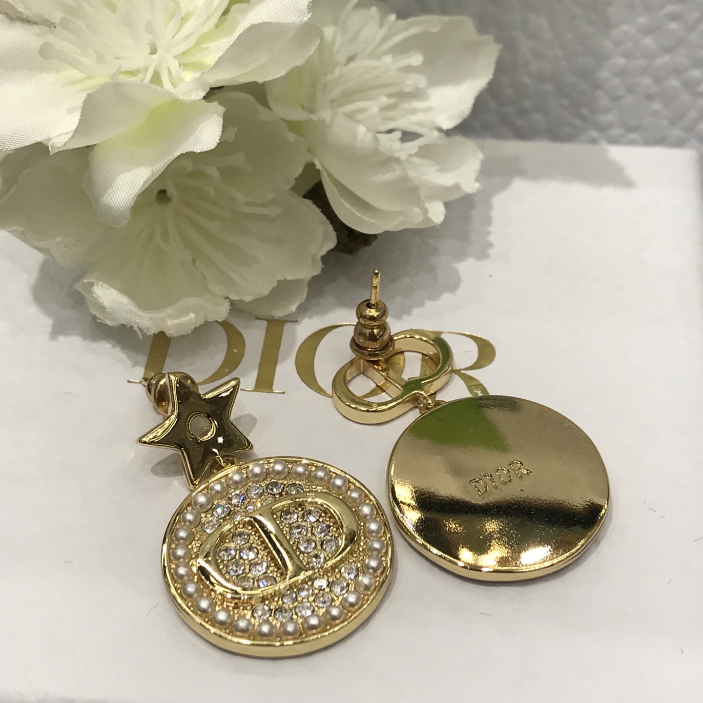디올 귀걸이 134962 Dior Earrings 썸네일 이미지