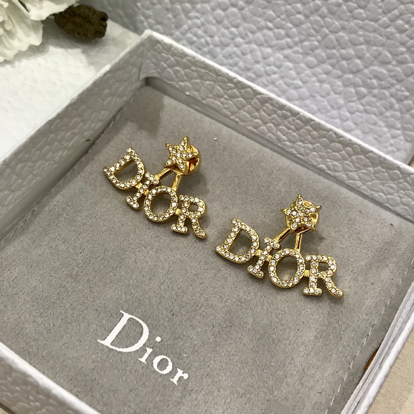 디올 귀걸이 134576 Dior Earrings 썸네일 이미지