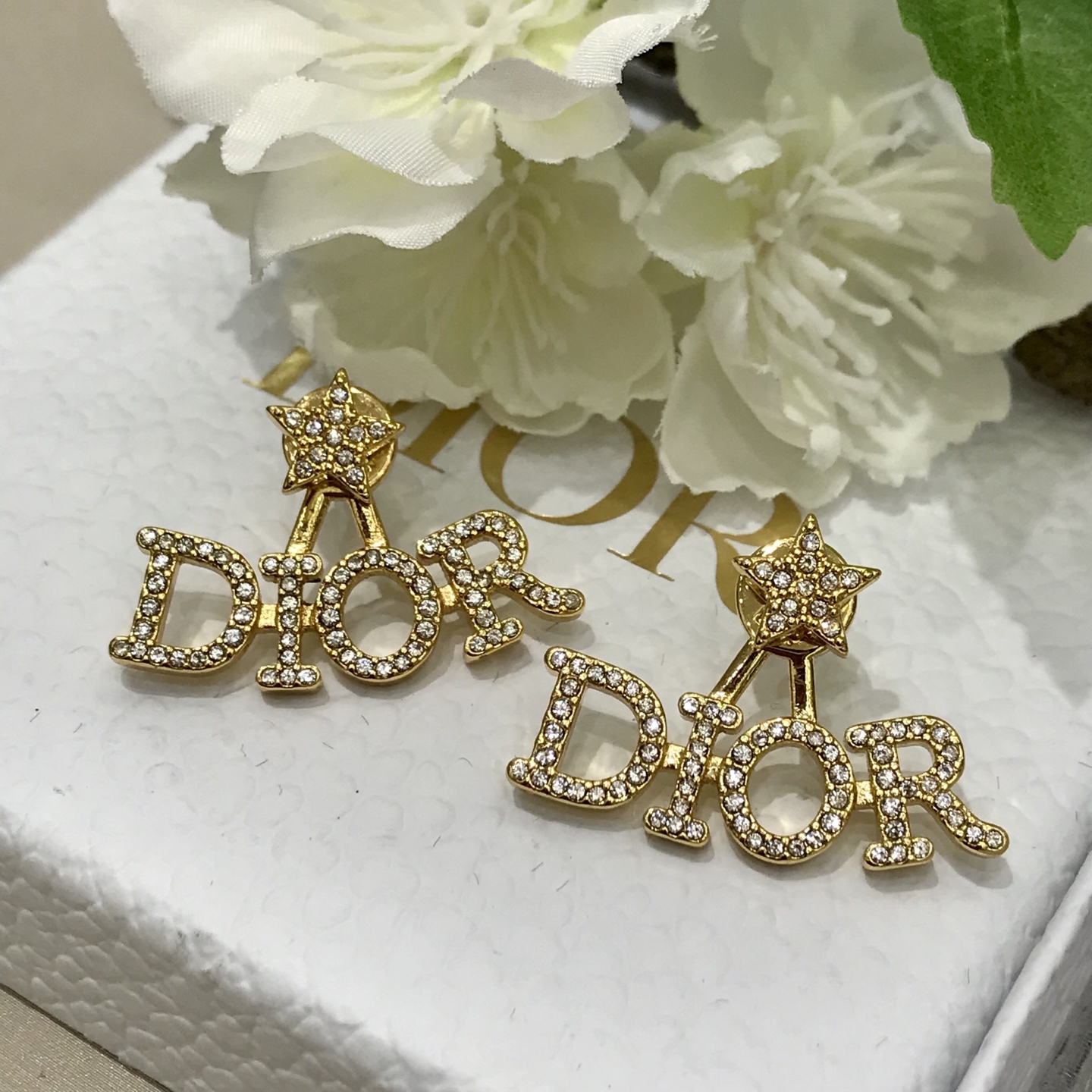 디올 귀걸이 134576 Dior Earrings 썸네일 이미지