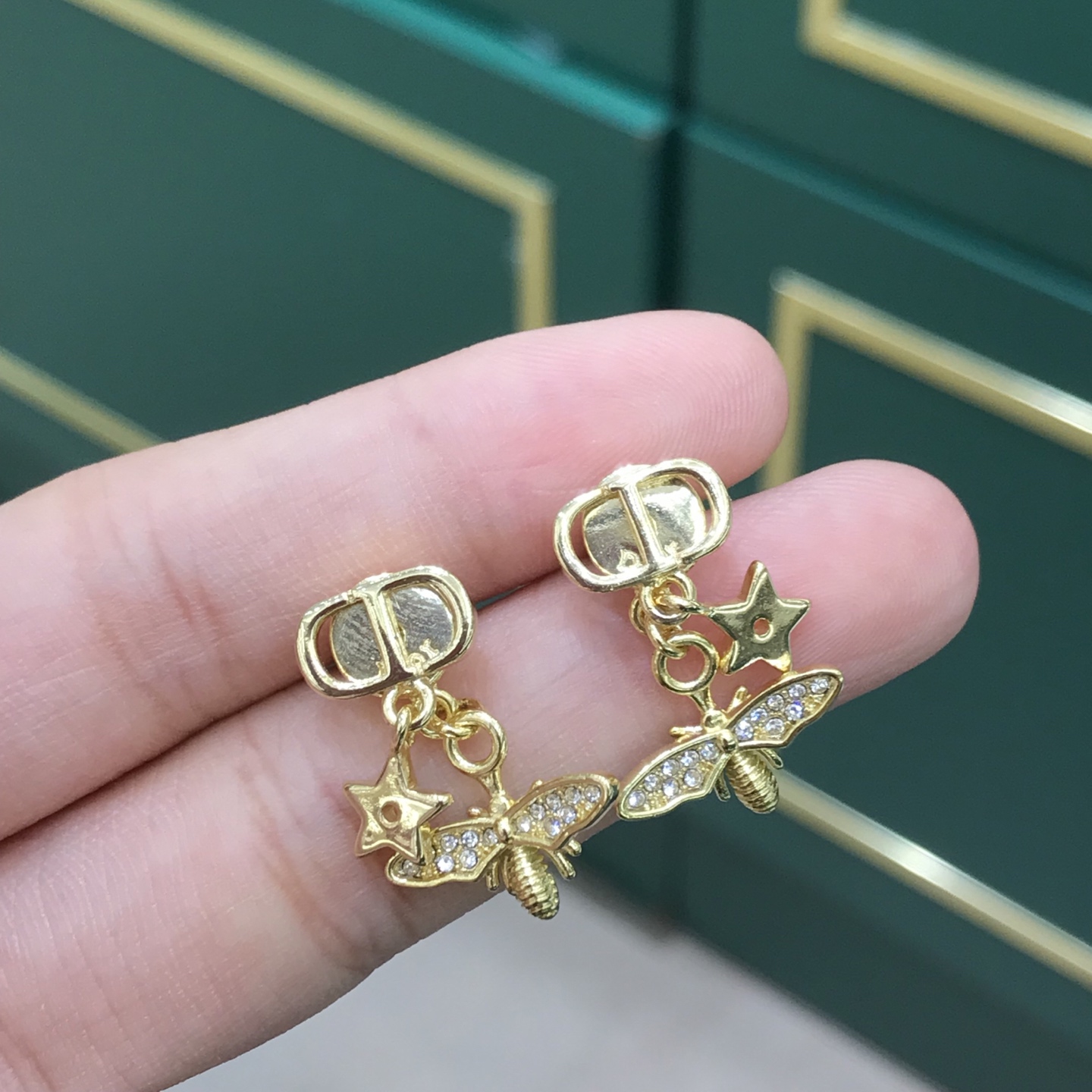 디올 귀걸이 134813 Dior Earrings 썸네일 이미지