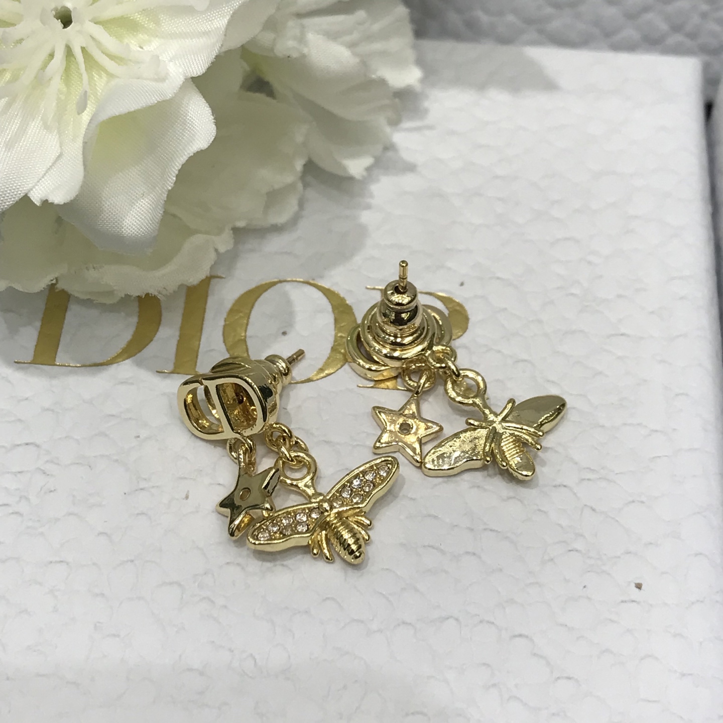 디올 귀걸이 134813 Dior Earrings 썸네일 이미지