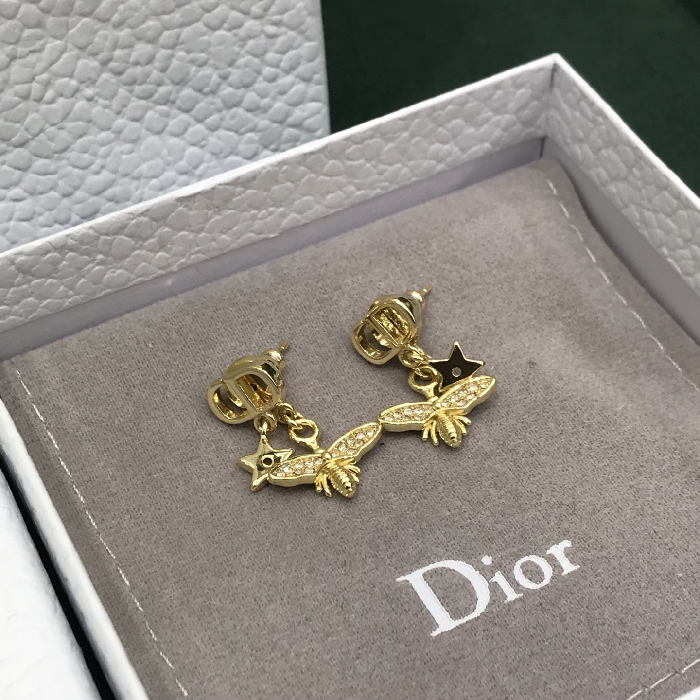 디올 귀걸이 134813 Dior Earrings 썸네일 이미지