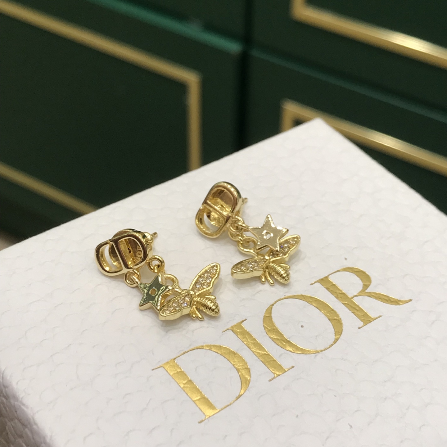 디올 귀걸이 134813 Dior Earrings 썸네일 이미지