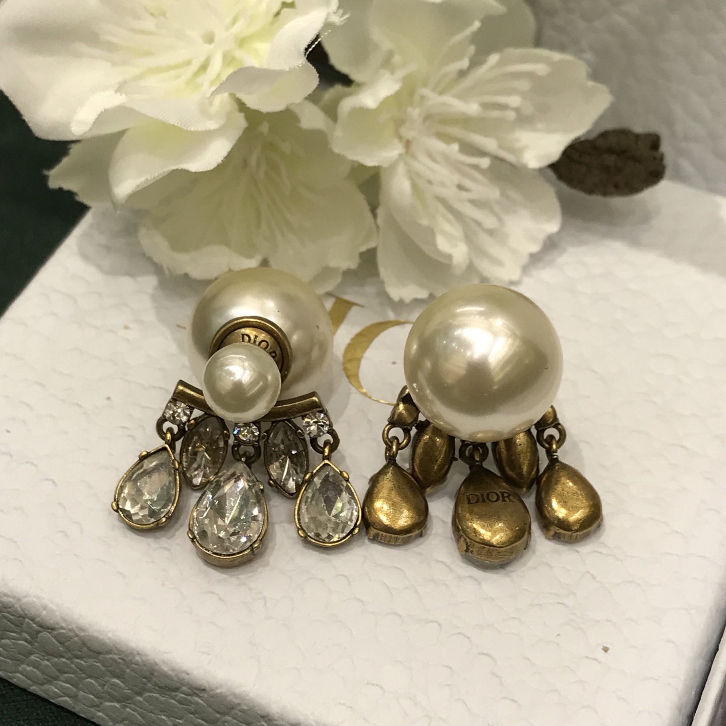 디올 귀걸이 134816 Dior Earrings 썸네일 이미지