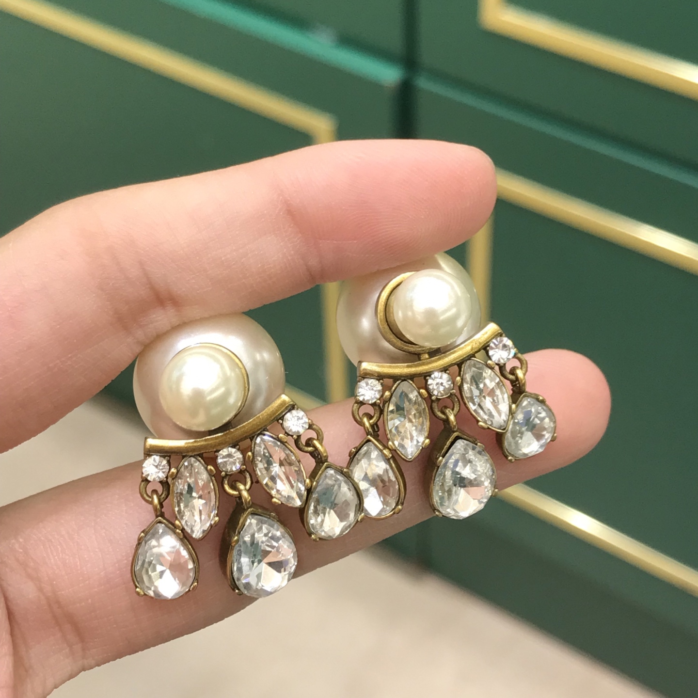 디올 귀걸이 134816 Dior Earrings 썸네일 이미지