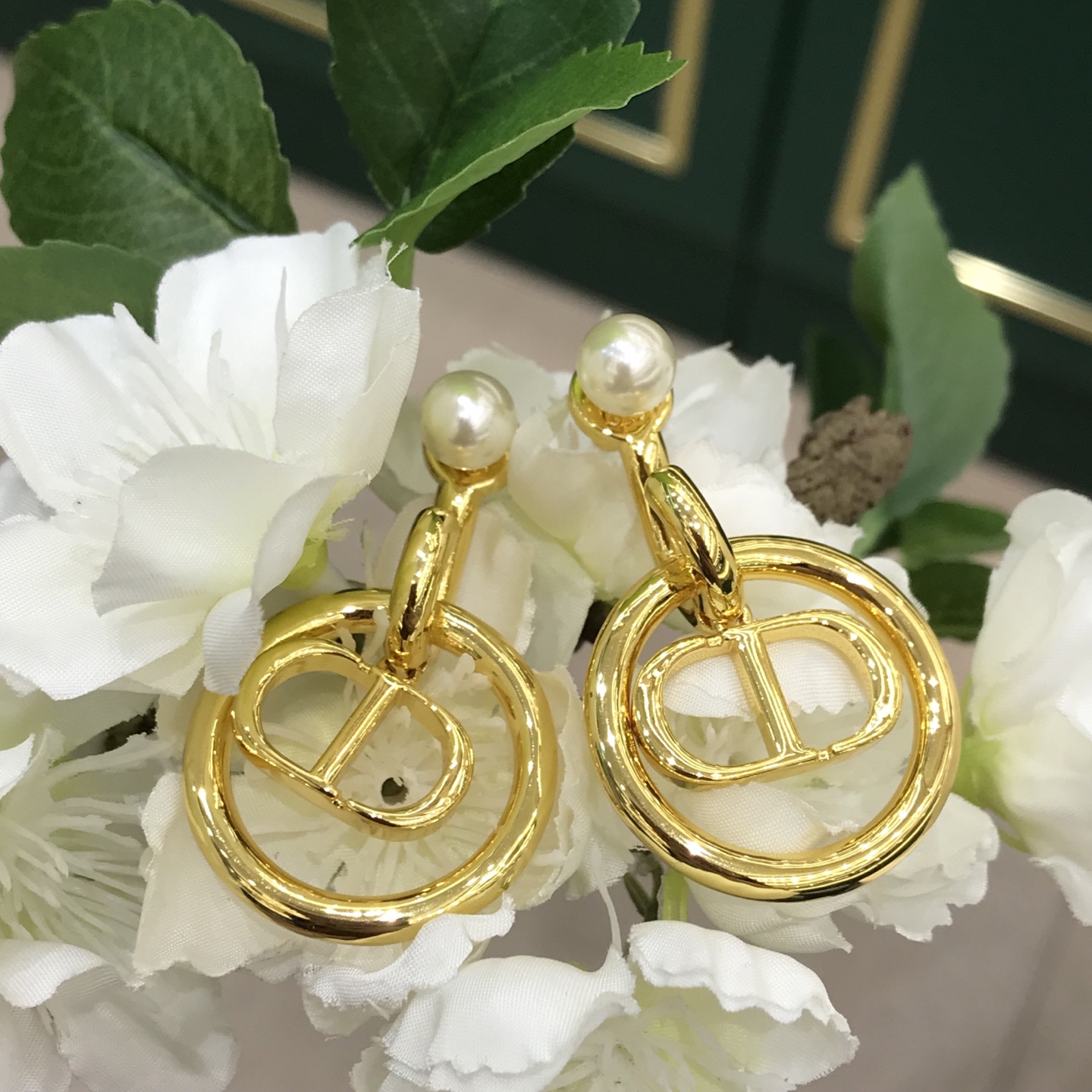 디올 귀걸이 134765 Dior Earrings 썸네일 이미지