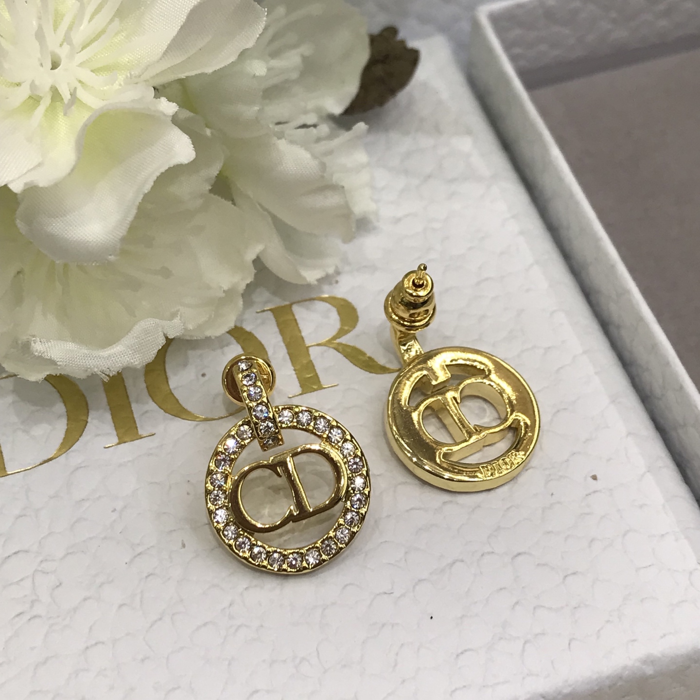 디올 귀걸이 134802 Dior Earrings 썸네일 이미지