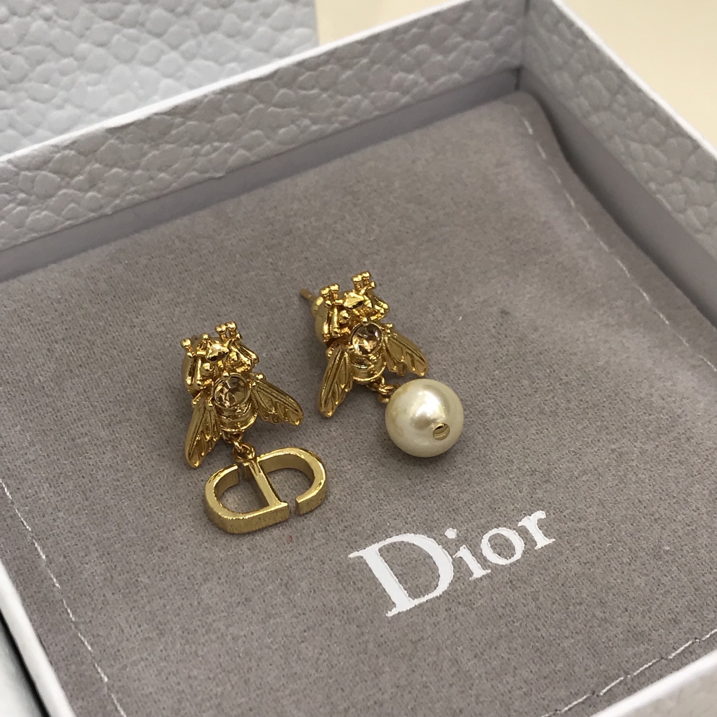 디올 귀걸이 134795 Dior Earrings 썸네일 이미지