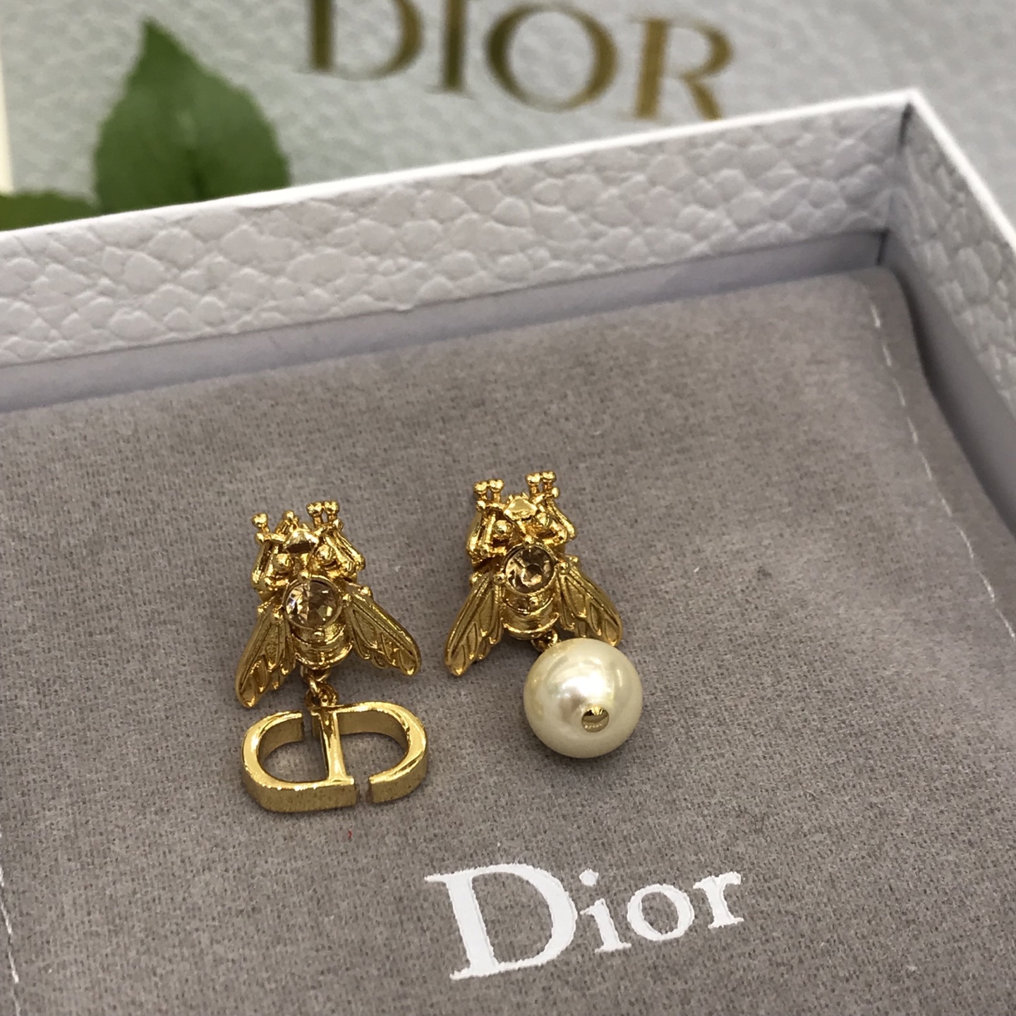 디올 귀걸이 134795 Dior Earrings 썸네일 이미지