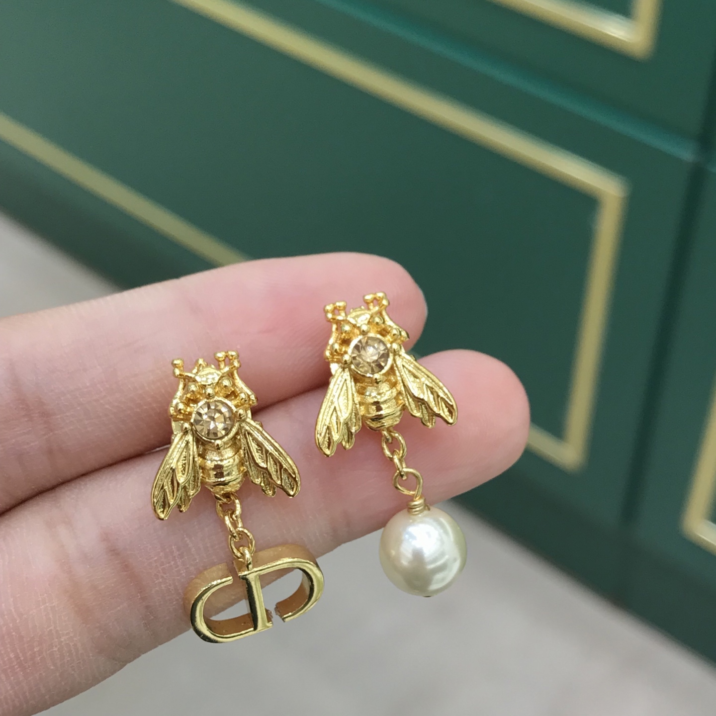 디올 귀걸이 134795 Dior Earrings 썸네일 이미지