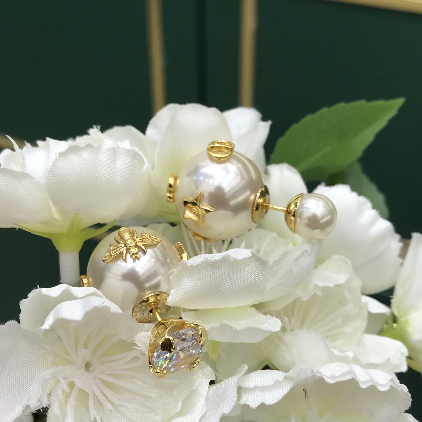 디올 귀걸이 133544 Dior Earrings 썸네일 이미지