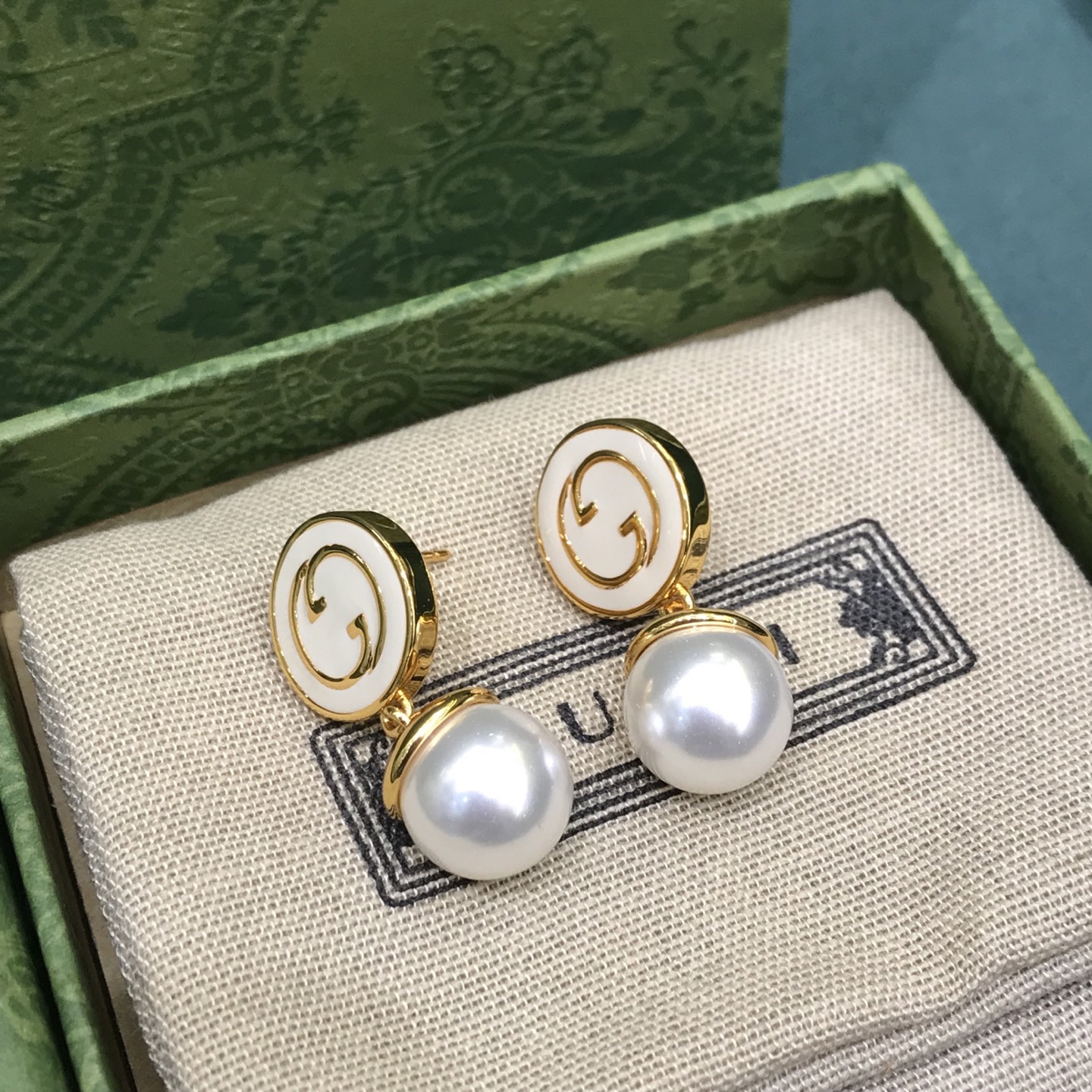구찌 귀걸이 133338 Gucci Earrings 썸네일 이미지