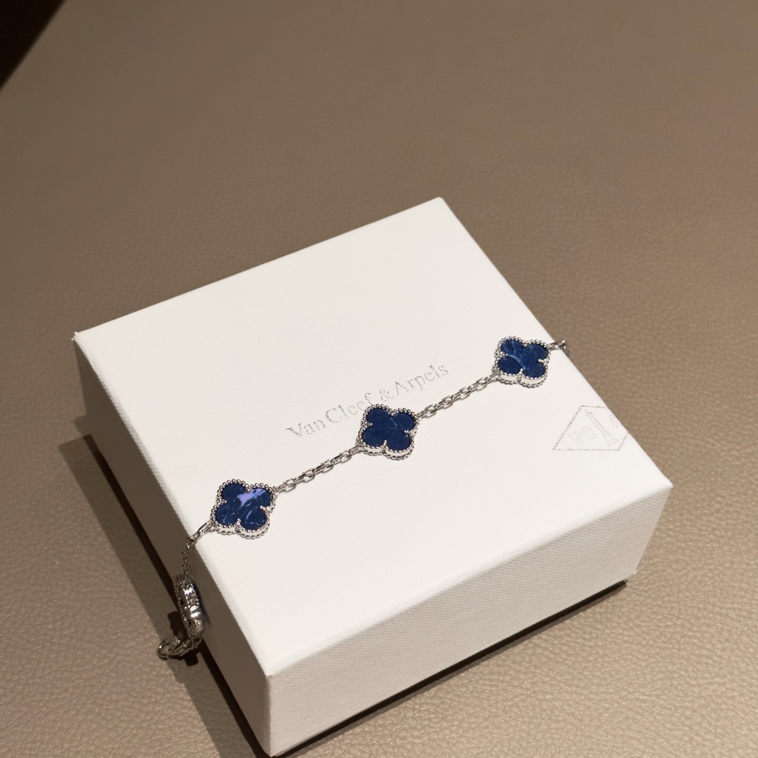 China Replica VCA Jewelry VCAES0403-1245