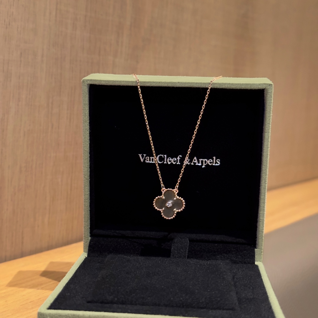 China Replica VCA Jewelry VCAES0403-1880