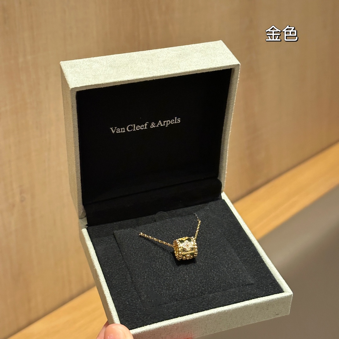 China Replica VCA Jewelry VCAES0403-3205