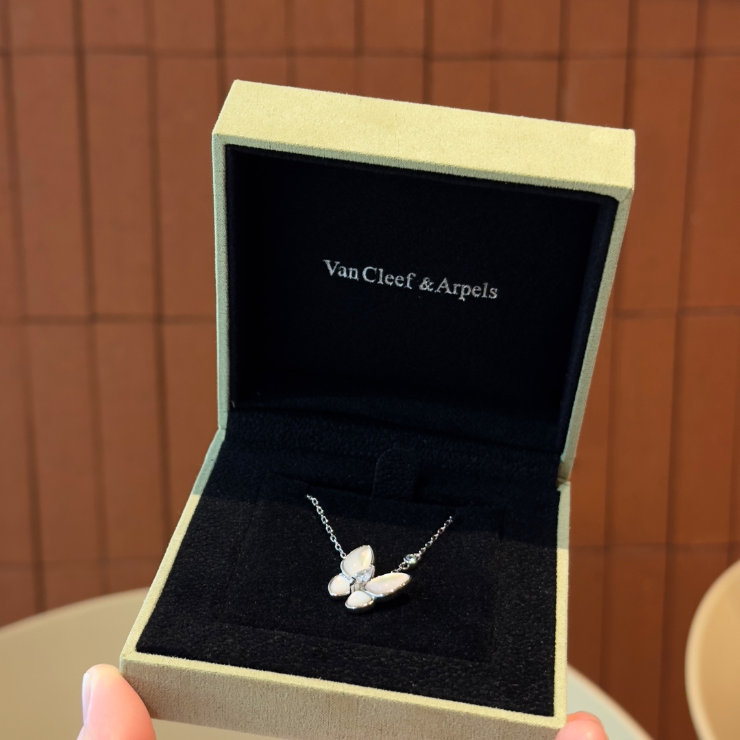 _dwK9sewU3CRDFKTNqpsd5p-um1lHZETLbnsDhvQ