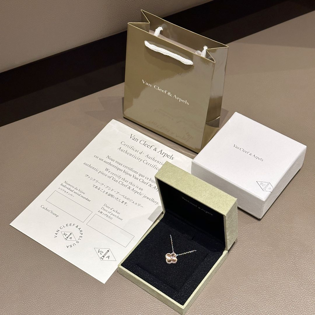 China Replica VCA Jewelry VCAES0403-989