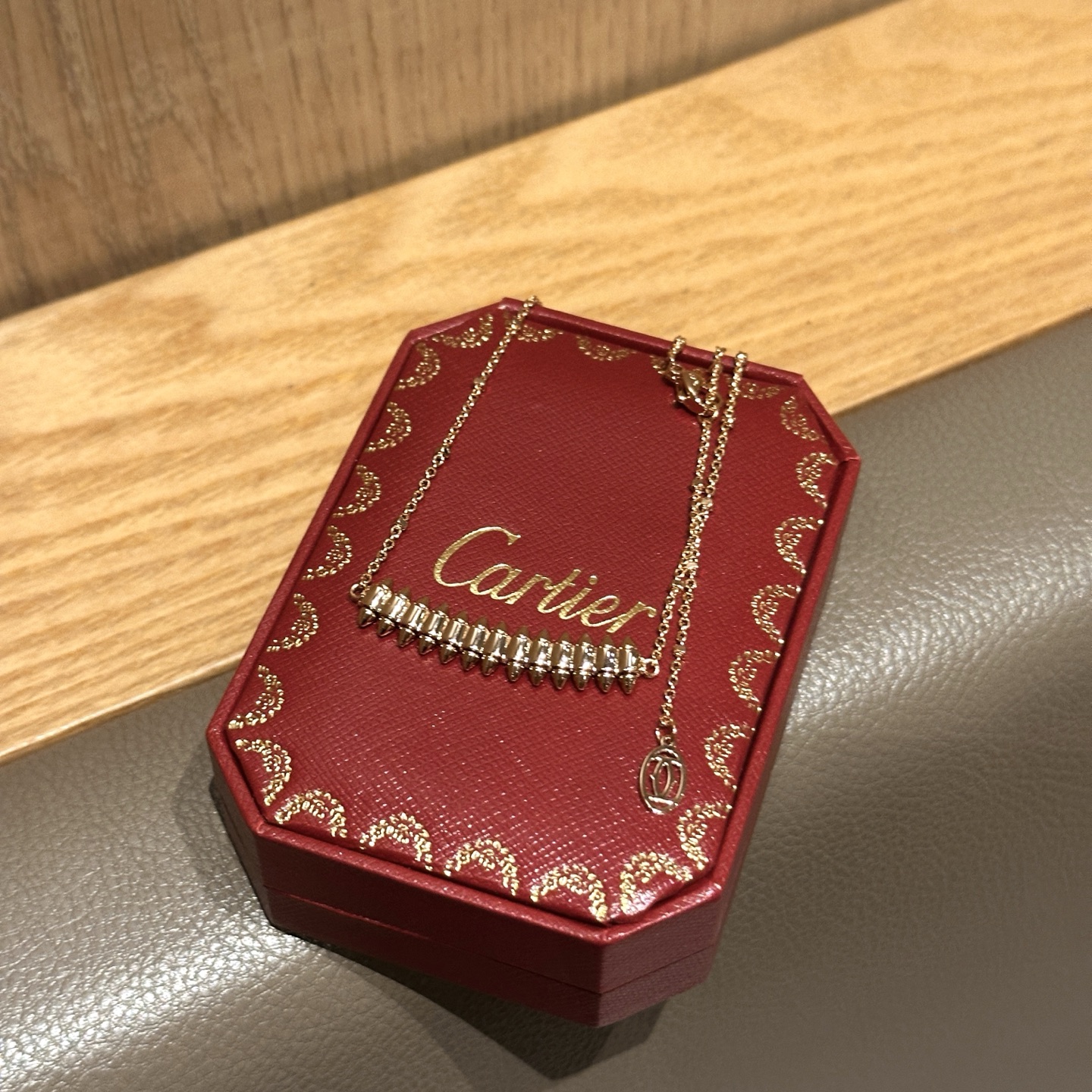 P110💰 卡地亚项链铆钉项链 高工艺产品 带logo 原版链 👼链长45cm 全套包装