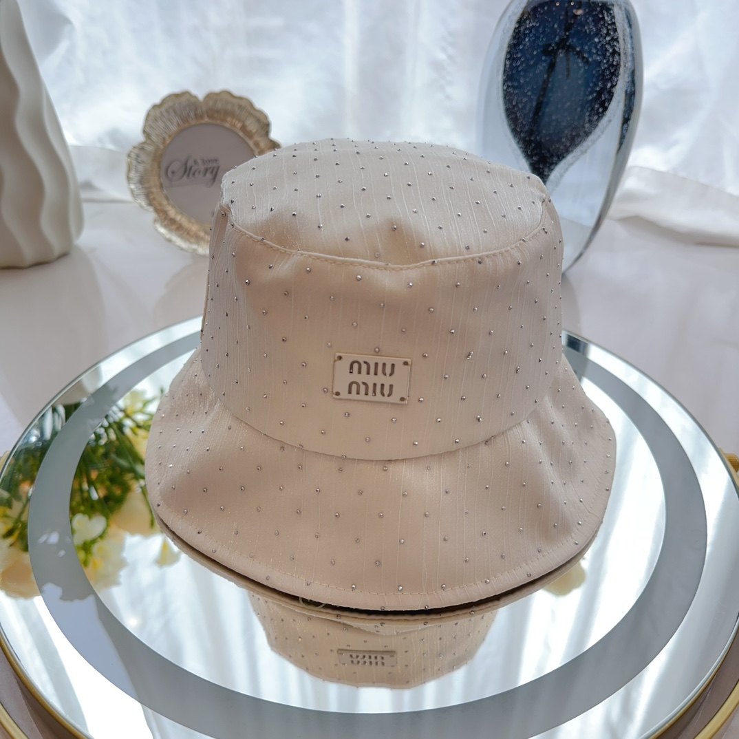 미우미우 모자 81049 Miu Miu Cap