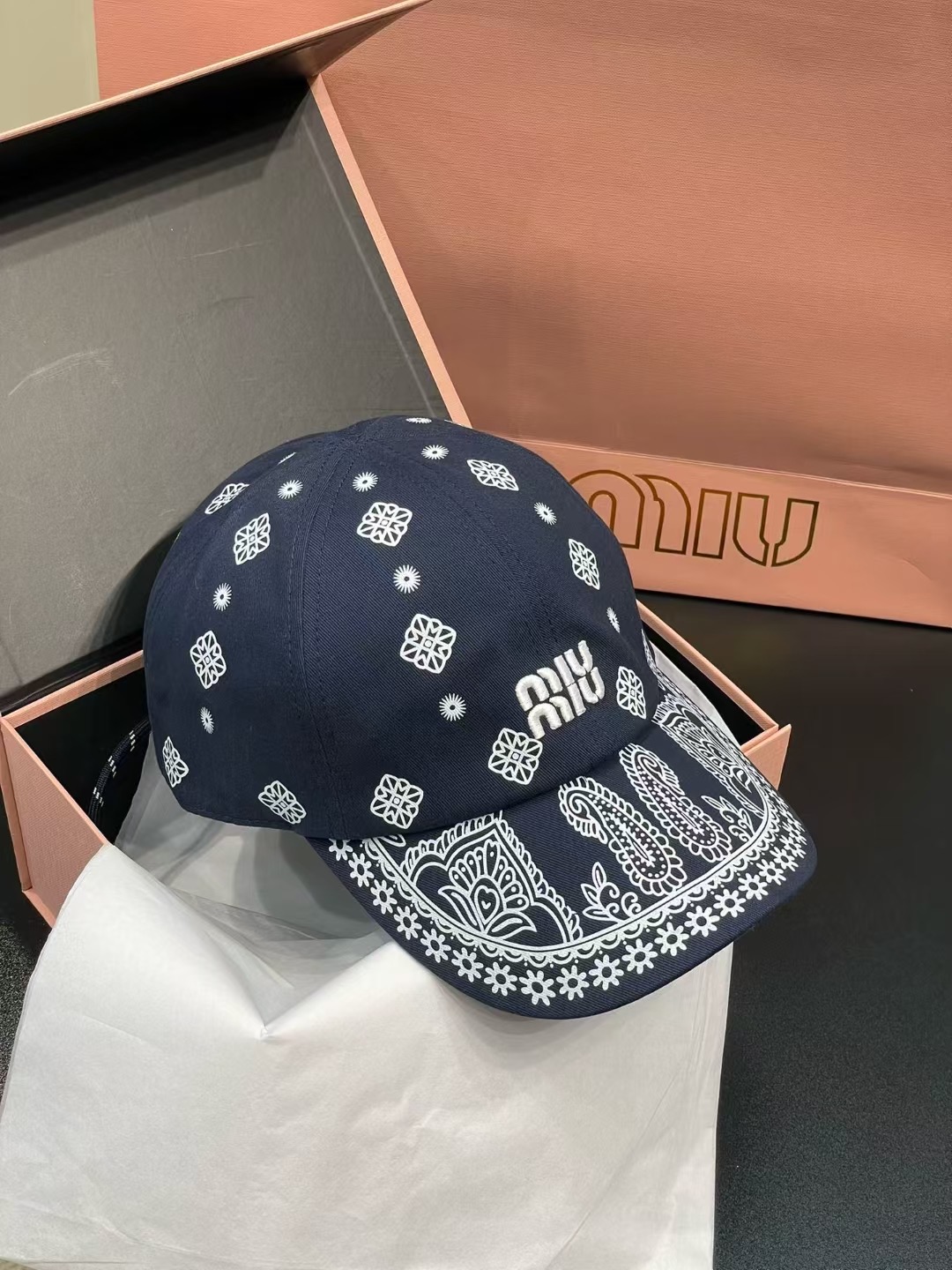 미우미우 모자 80882 Miu Miu Cap