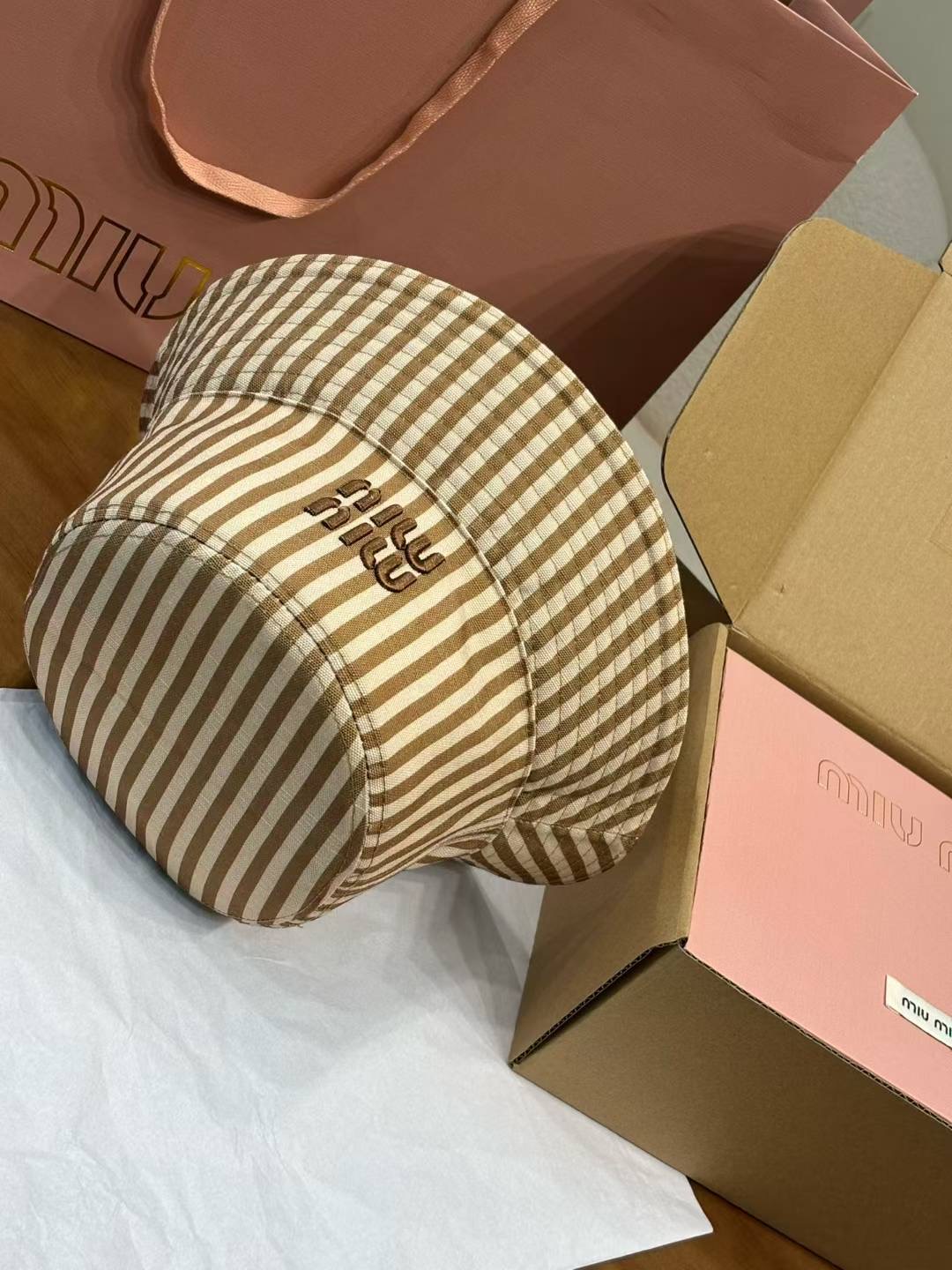 미우미우 모자 80909 Miu Miu Cap