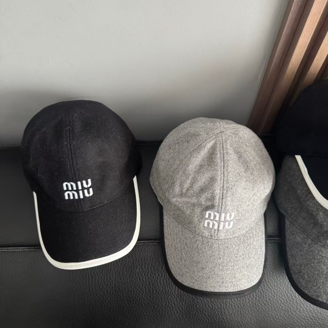 미우미우 모자 80883 Miu Miu Cap