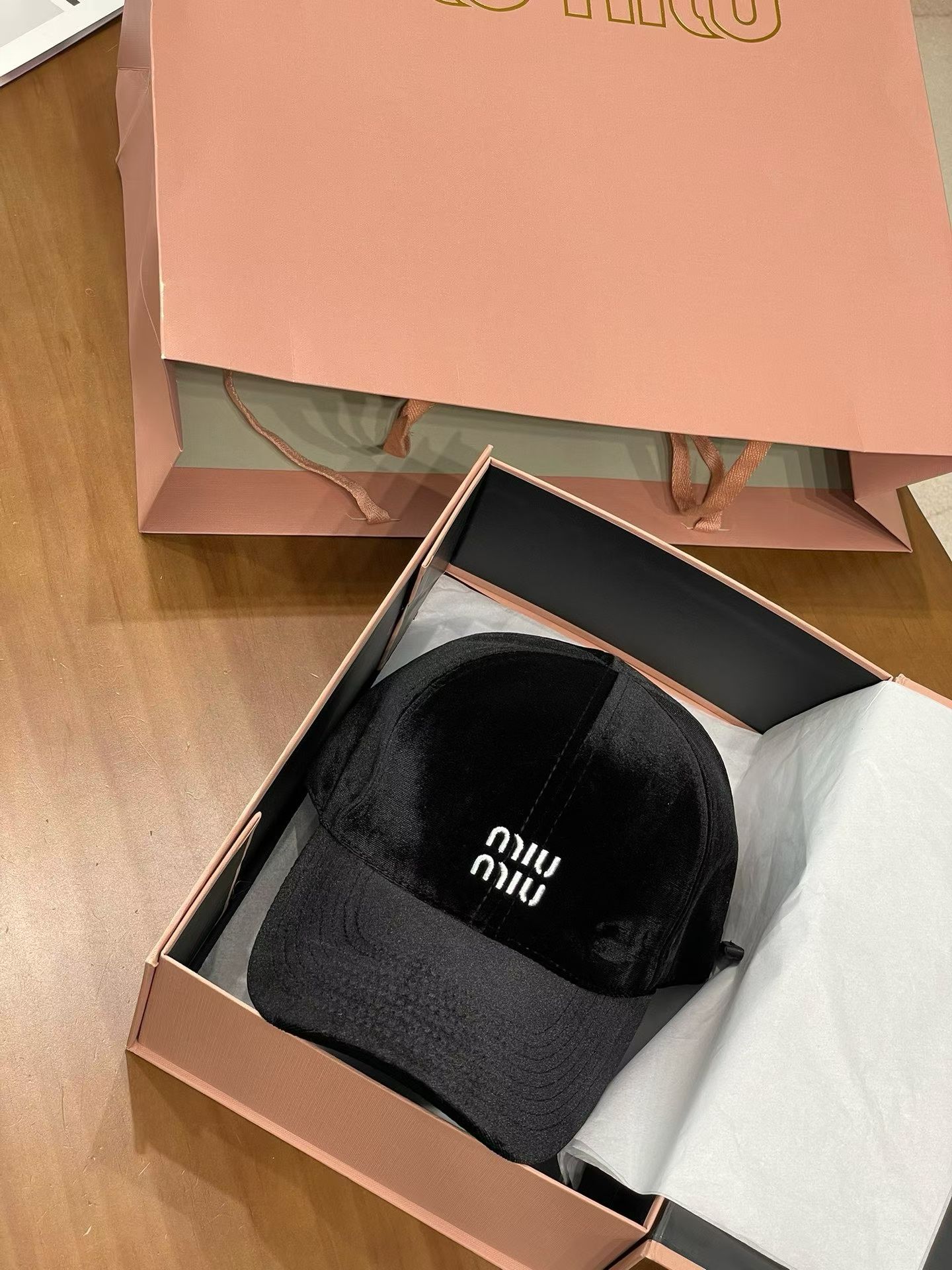 미우미우 모자 81363 Miu Miu Cap