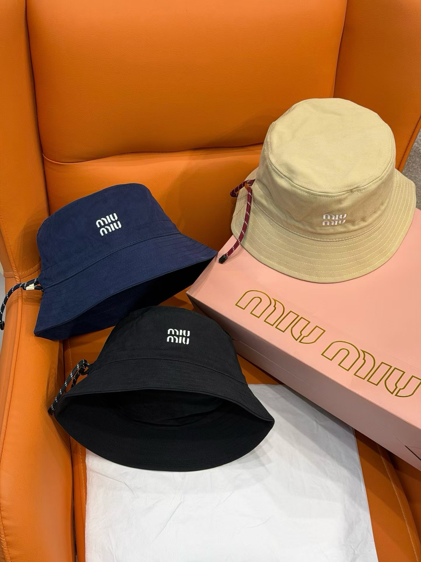 미우미우 모자 81337 Miu Miu Cap