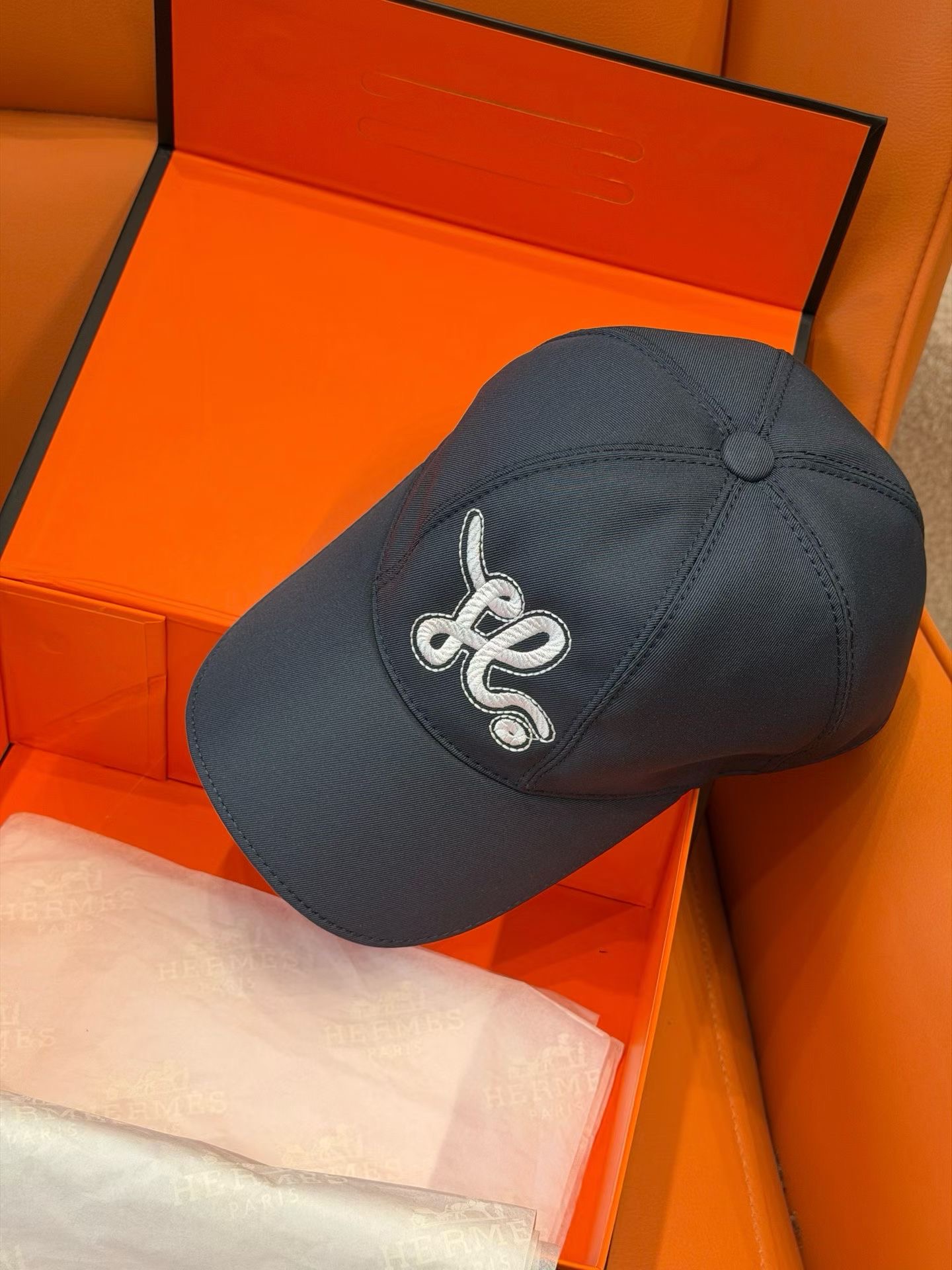 \nHermesSerenaNautic棒球帽\n爱马仕棒球帽高定松弛感高品质