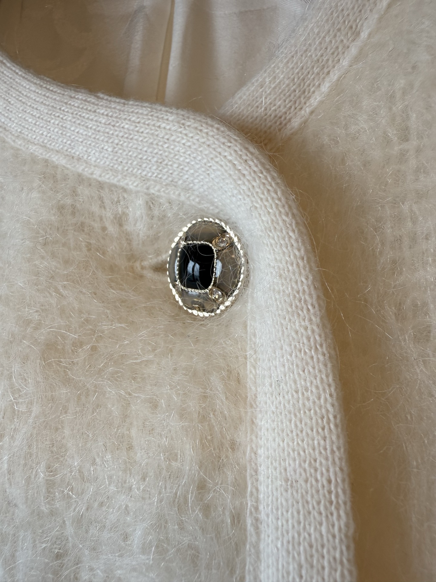 Chanel-Style Cardigan: Soft Mohair Knit with Pearl Buttons & Bow Details 9 i1764645052972 3851 0 7